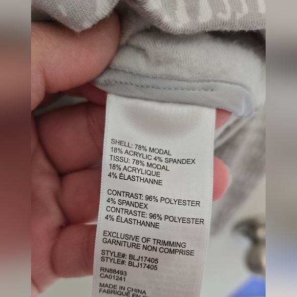 Blanc Noir Luxe Zip Front Hoodie Emilia Print Jacket Thumb Holes Size XS Fall - Picture 9 of 14